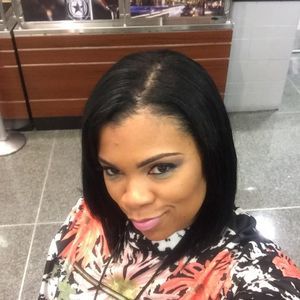 Meet your Posher, Malika